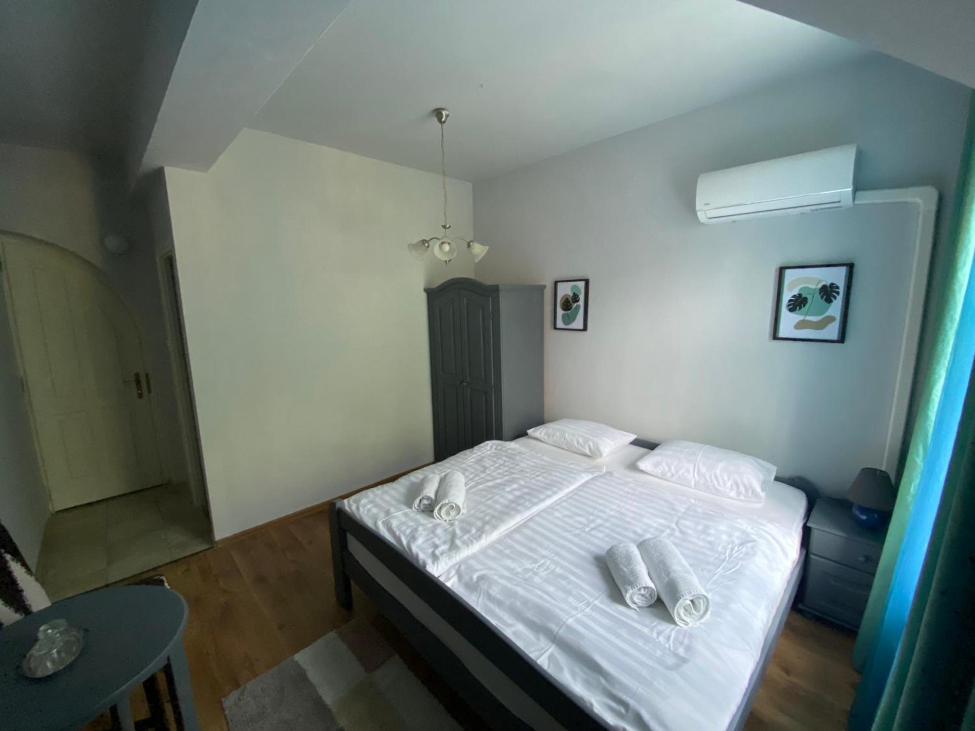 Fiorita Vendeghaz Bed and Breakfast Eger Exteriör bild